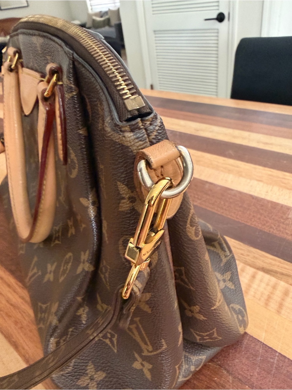 Louis Vuitton Rivoli Monogram Coated Canvas Brown and Tan - Picture 5 of 16
